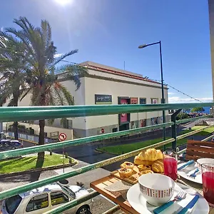 Theos By Lovelystay Funchal (Madeira)